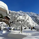 Alpenruhe - Vintage Design Hotel Wengen