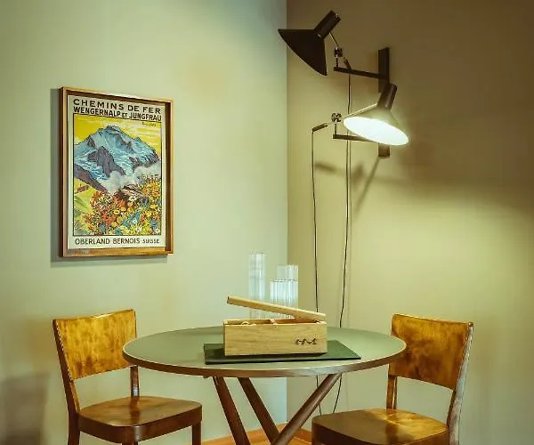 Alpenruhe - Vintage Design ون قن