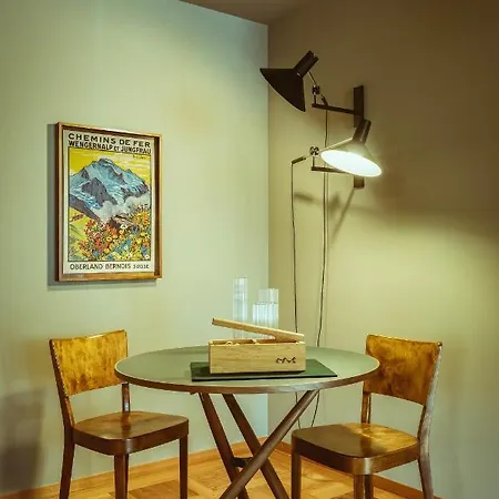 Alpenruhe - Vintage Design Wengen